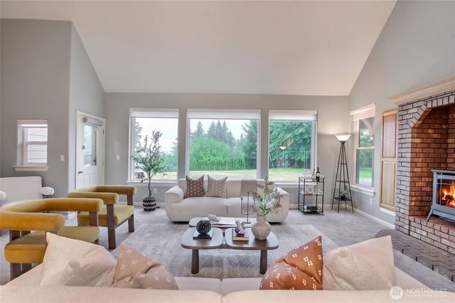 14801 136th Avenue E, Puyallup, WA 98374