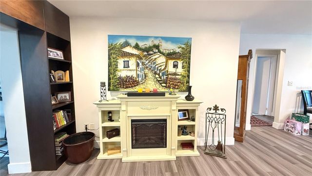 10515 MANASSAS CIR, Orlando, FL 32821