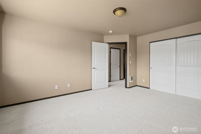 1617 SW Stremler Drive, Oak Harbor, WA 98277