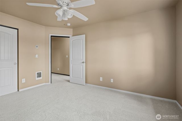 1617 SW Stremler Drive, Oak Harbor, WA 98277