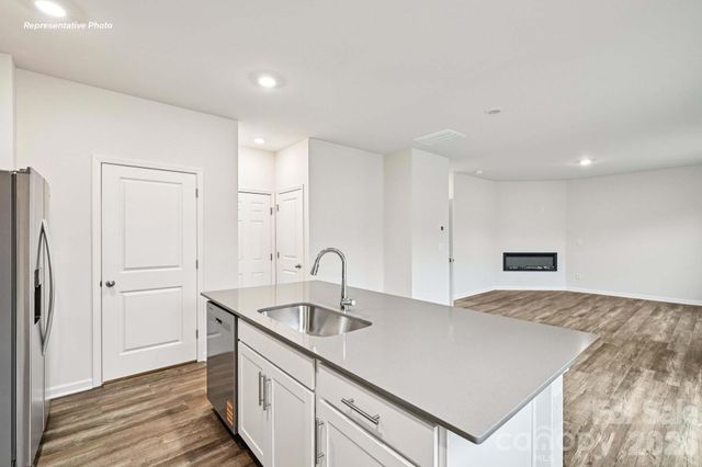 764 14th Avenue Court NE, Hickory, NC 28601