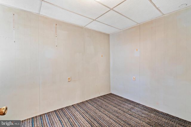 2440 S HUTCHINSON ST, Philadelphia, PA 19148
