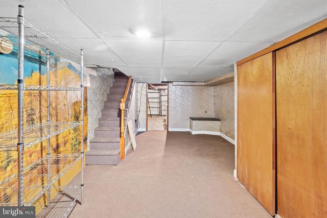 2440 S HUTCHINSON ST, Philadelphia, PA 19148