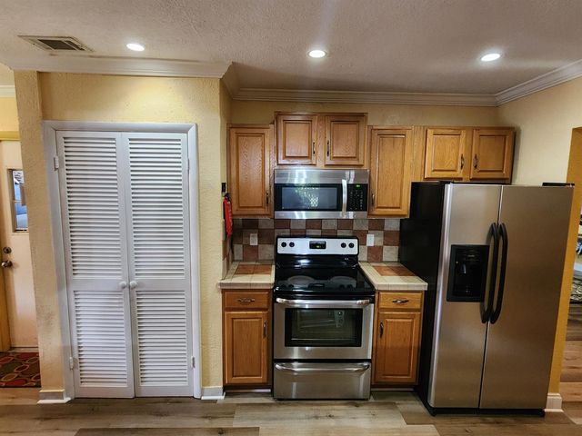 3654 NW 27th Street, Lauderdale Lakes, FL 33311