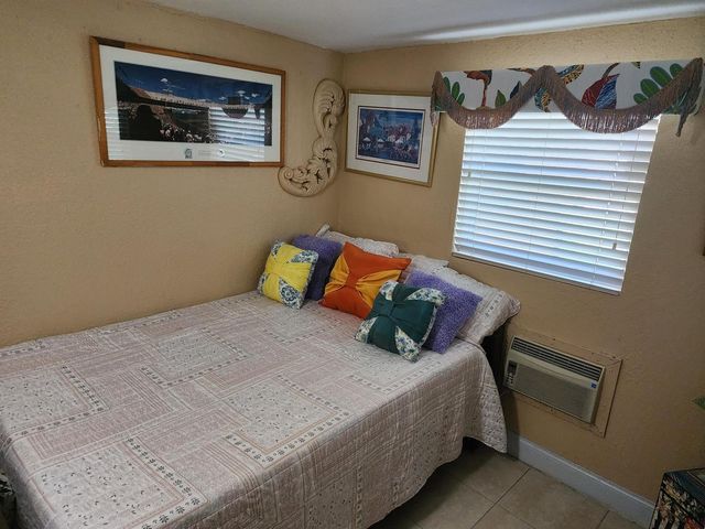 3654 NW 27th Street, Lauderdale Lakes, FL 33311