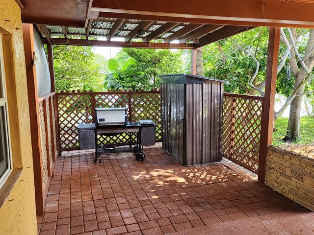 3654 NW 27th Street, Lauderdale Lakes, FL 33311