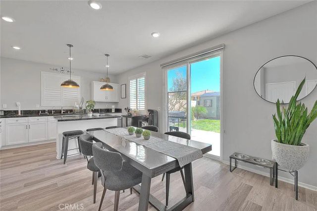 5017 River Ash Way, Fontana, CA 92336