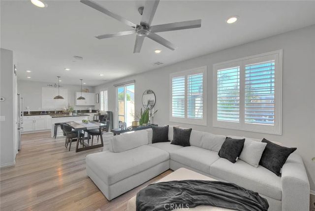 5017 River Ash Way, Fontana, CA 92336