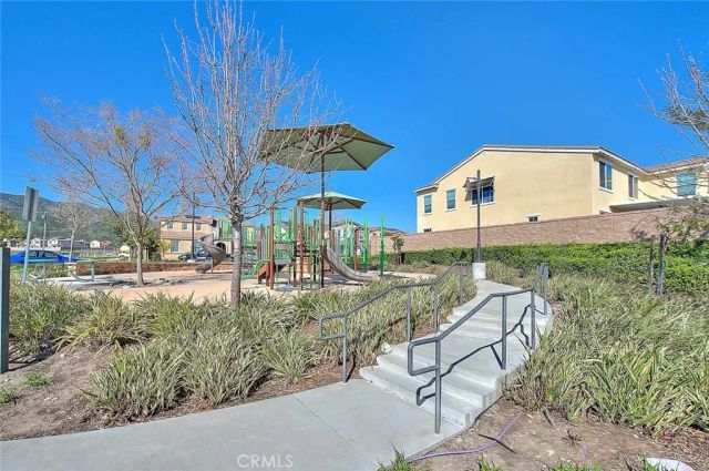 5017 River Ash Way, Fontana, CA 92336