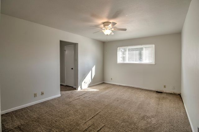 103 Brookshear Drive, Whitesboro, TX 76273