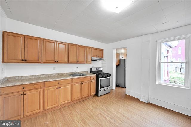 129 OLD DORWART ST, Lancaster, PA 17603