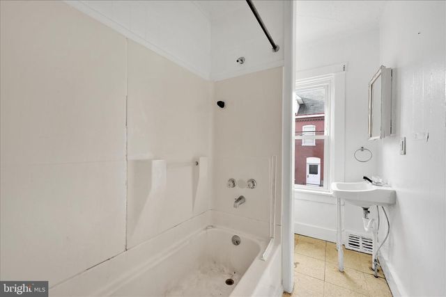 129 OLD DORWART ST, Lancaster, PA 17603