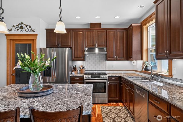 11611 Marihugh Place, Mount Vernon, WA 98273