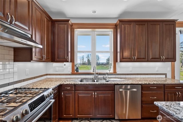 11611 Marihugh Place, Mount Vernon, WA 98273
