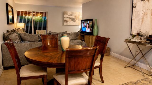 1734 W 57th Ter, Hialeah, FL 33012