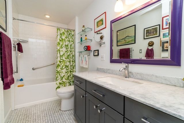 21 Lee Street 2R, Cambridge, MA 02139