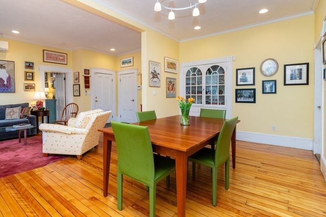 21 Lee Street 2R, Cambridge, MA 02139