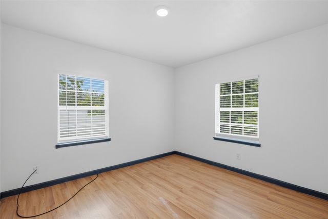 620 E Sears Street, Denison, TX 75021