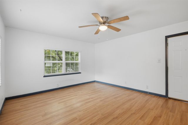 620 E Sears Street, Denison, TX 75021