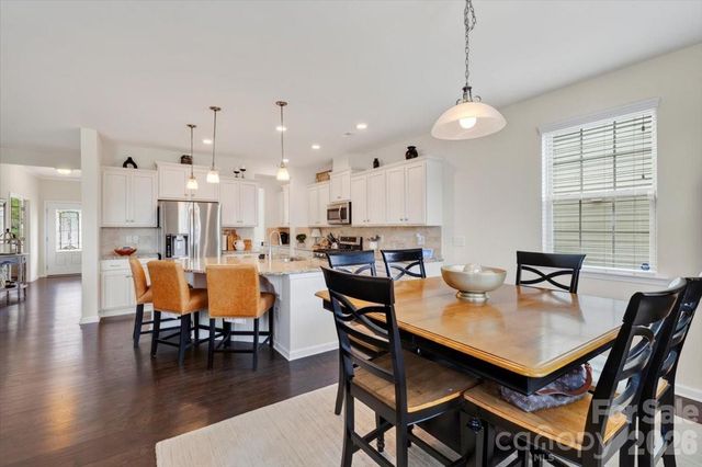 1052 Delridge Street 985, Waxhaw, NC 28173