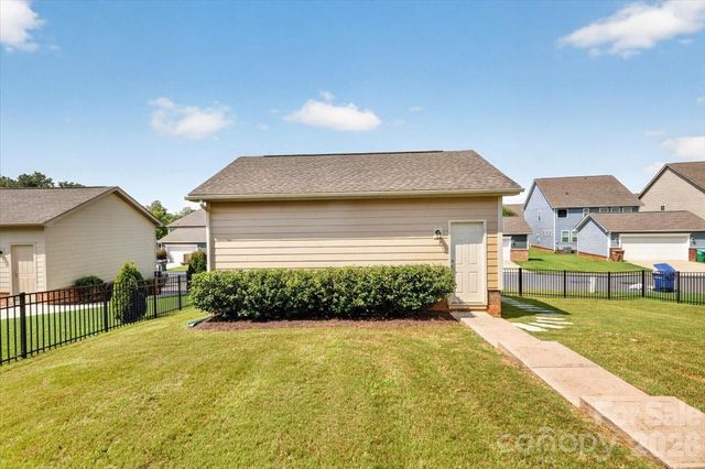 1052 Delridge Street 985, Waxhaw, NC 28173