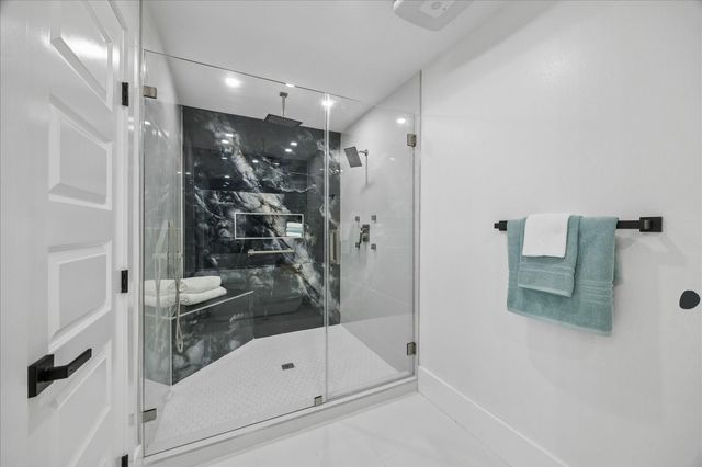 7711 Meadowvale Drive, Houston, TX 77063