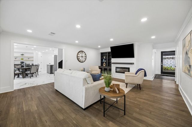 7711 Meadowvale Drive, Houston, TX 77063