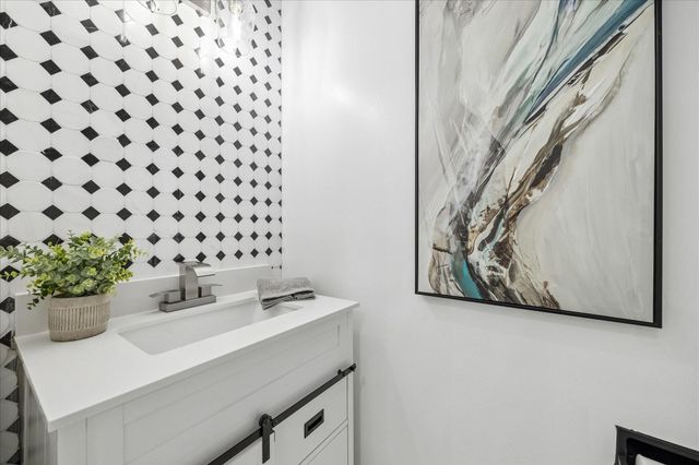 7711 Meadowvale Drive, Houston, TX 77063