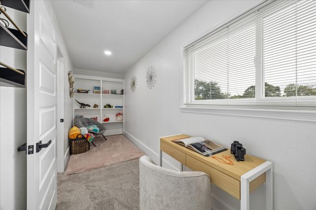 7711 Meadowvale Drive, Houston, TX 77063