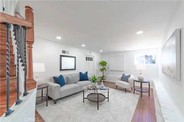 1328 Visitacion, San Francisco, CA 94134