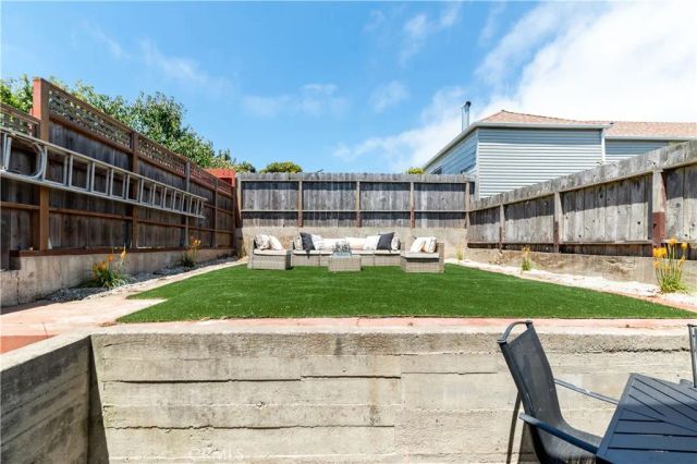 1328 Visitacion, San Francisco, CA 94134