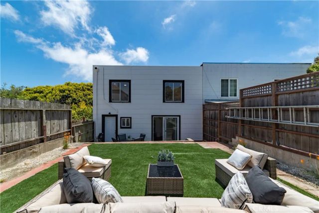 1328 Visitacion, San Francisco, CA 94134