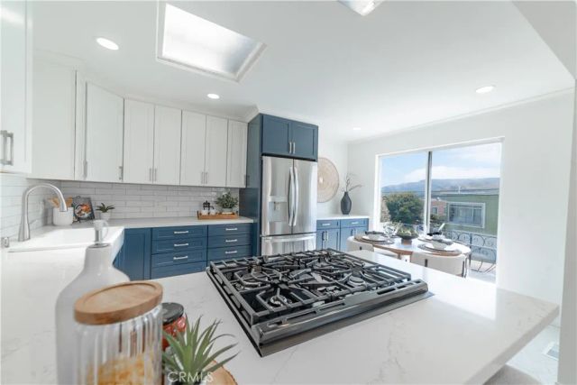 1328 Visitacion, San Francisco, CA 94134