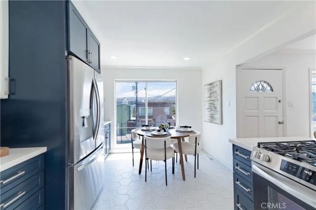 1328 Visitacion, San Francisco, CA 94134
