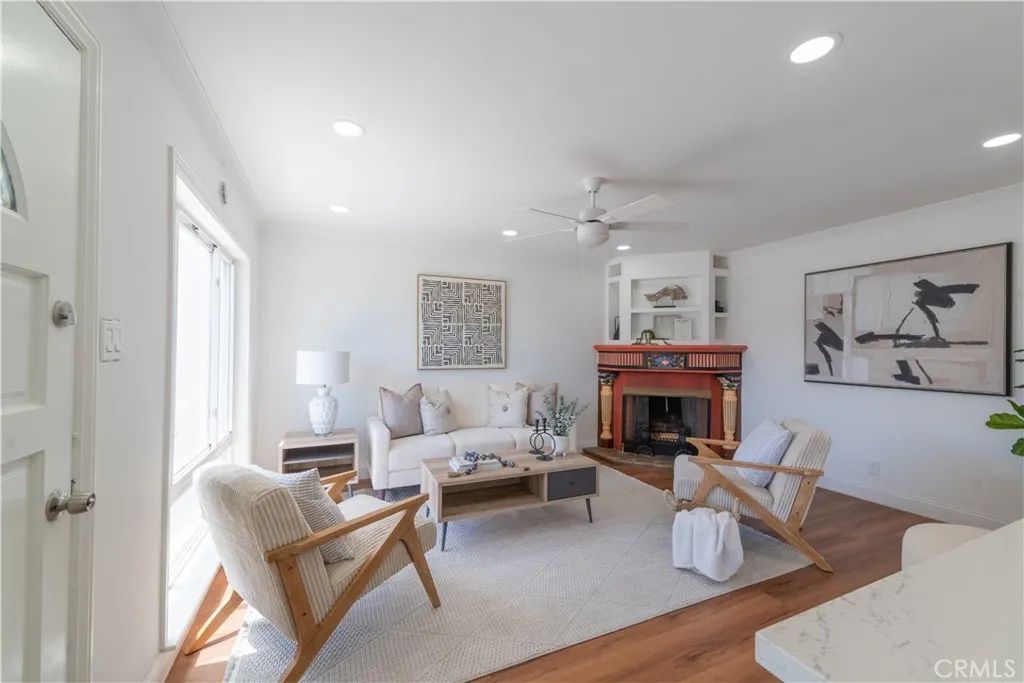 1328 Visitacion, San Francisco, CA 94134