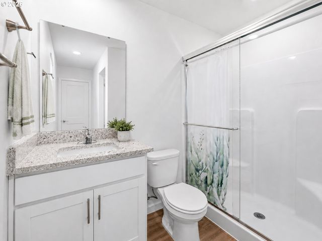 4228 Sw PHYLLIS Ave, Gresham, OR 97080