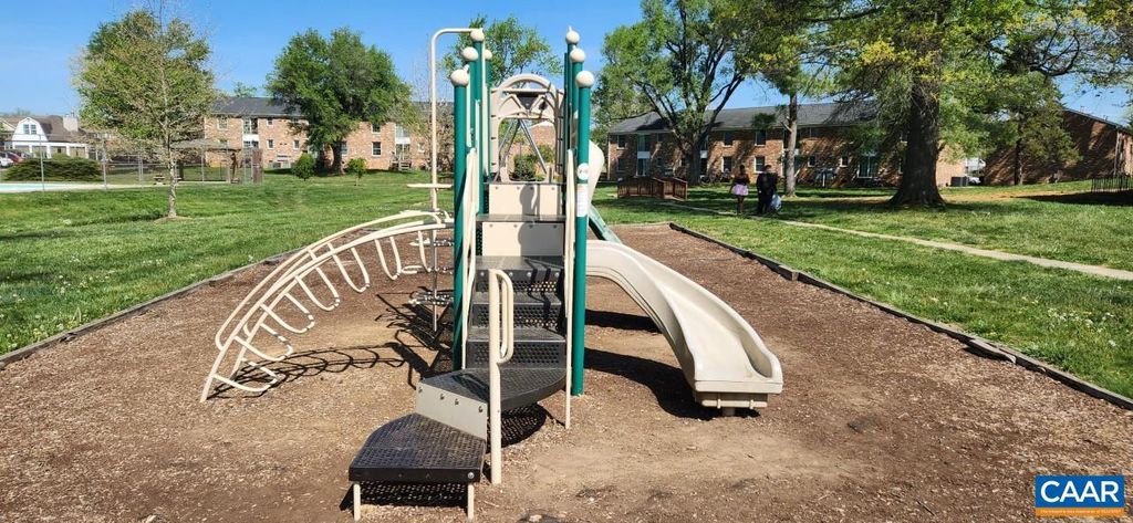 1750 ROSSER AVE 44 Brandon Ladd Circle, Waynesboro, VA 22980