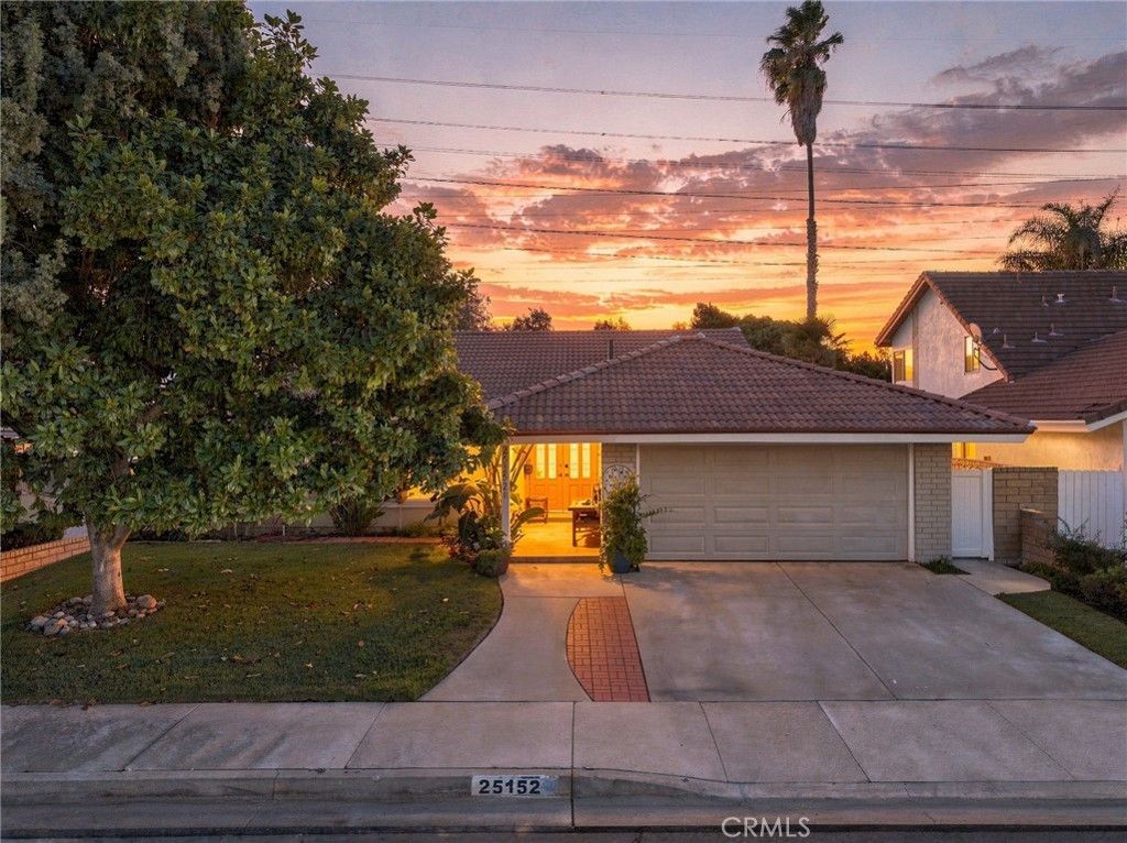 25152 Avenida Rotella, Valencia, CA 91355 — exterior