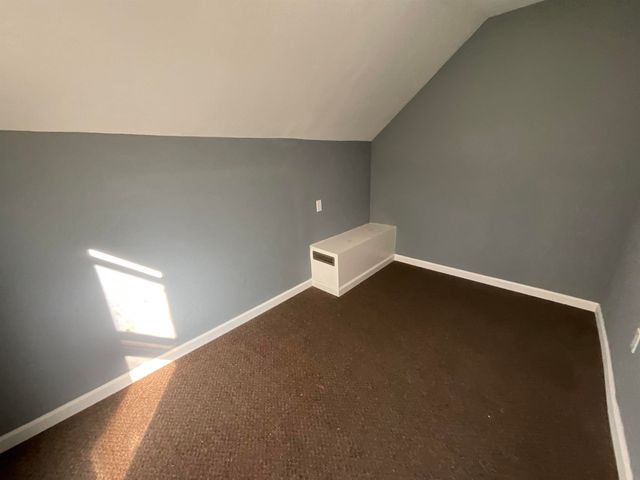 211 Fisher Avenue, Ossian, IA 52161