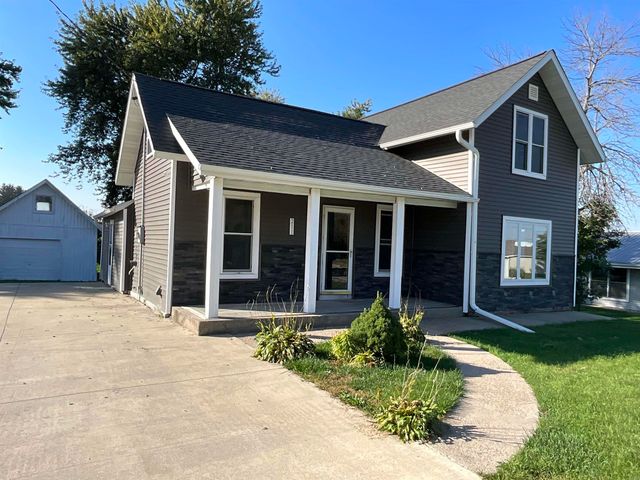 211 Fisher Avenue, Ossian, IA 52161