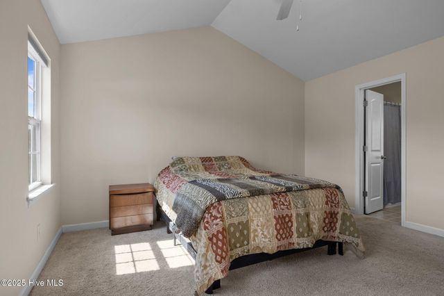 616 Parsley Drive, Hubert, NC 28539