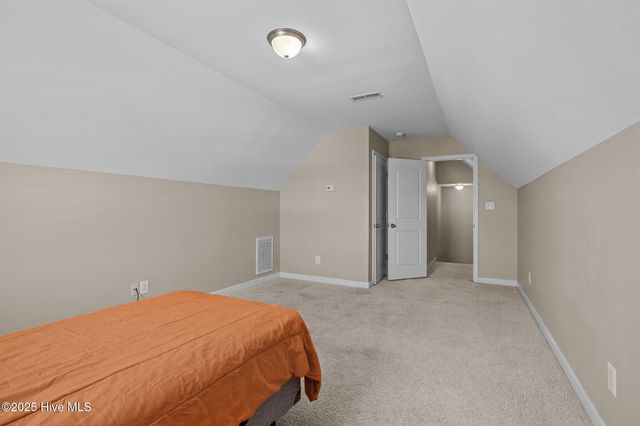 616 Parsley Drive, Hubert, NC 28539
