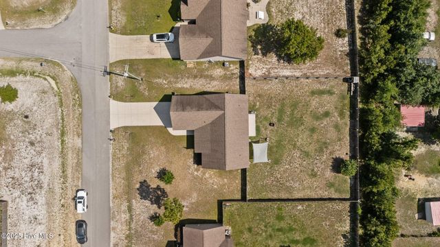 616 Parsley Drive, Hubert, NC 28539