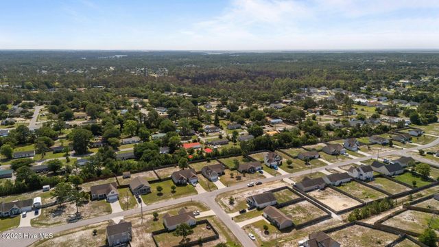 616 Parsley Drive, Hubert, NC 28539