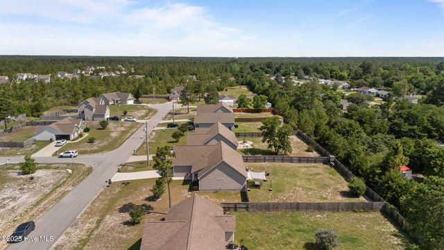616 Parsley Drive, Hubert, NC 28539