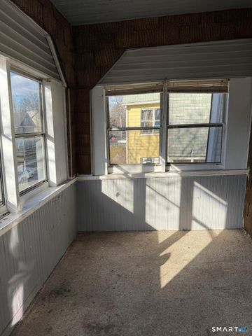 120 Evergreen Avenue, Hartford, CT 06105