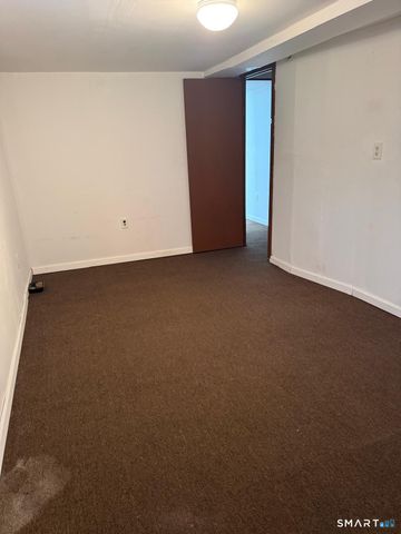 120 Evergreen Avenue, Hartford, CT 06105