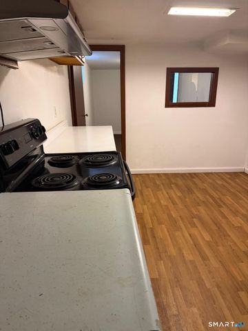 120 Evergreen Avenue, Hartford, CT 06105