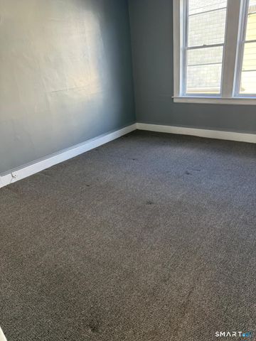 120 Evergreen Avenue, Hartford, CT 06105