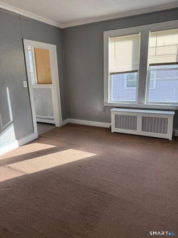 120 Evergreen Avenue, Hartford, CT 06105